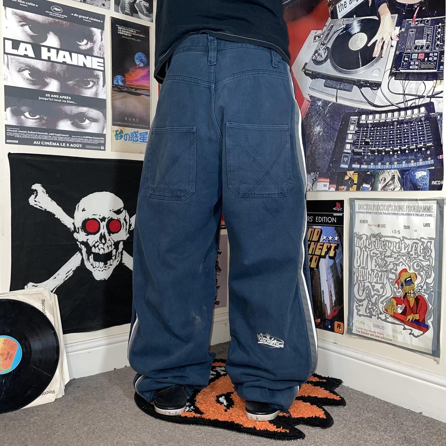 Energie 90s Embroidered/Striped Baggy Navy Jeans 34x32