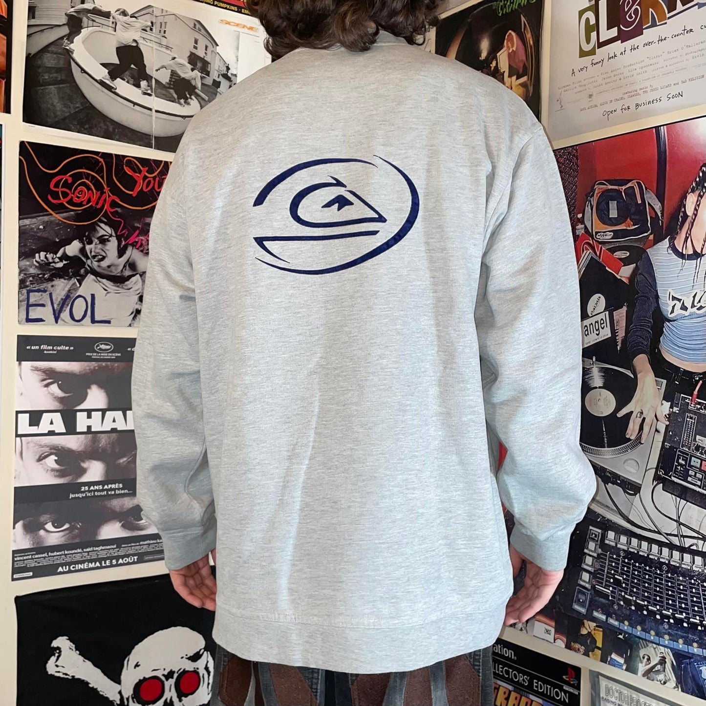 Quiksilver 90s Embroidered Ring Logo Grey Sweatshirt XL