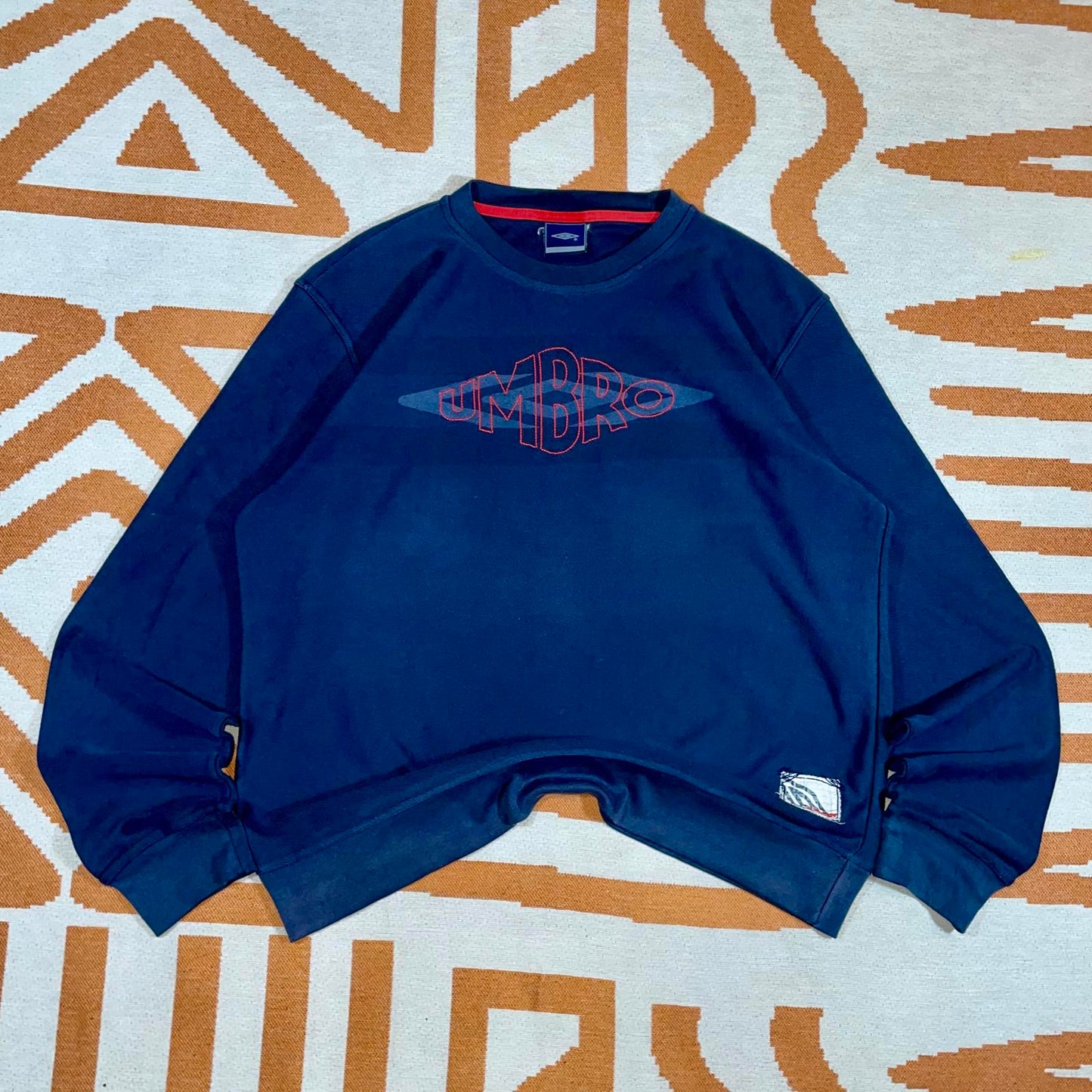 Umbro 00s Embroidered Navy Sweatshirt XL