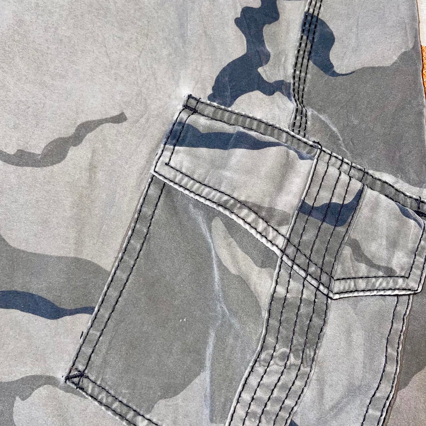 Billabong 00s Embroidered Board Shorts XL