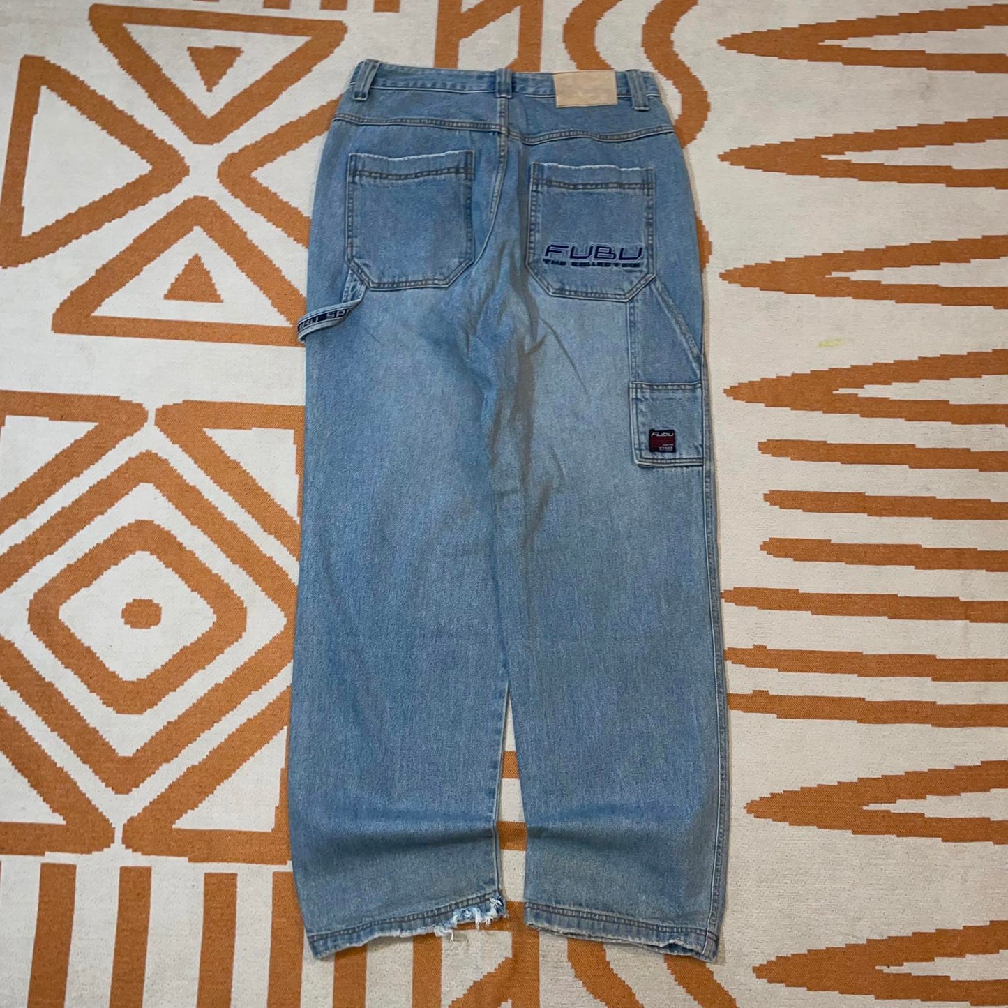Fubu 90s Embroidered Baggy Jeans 30x32