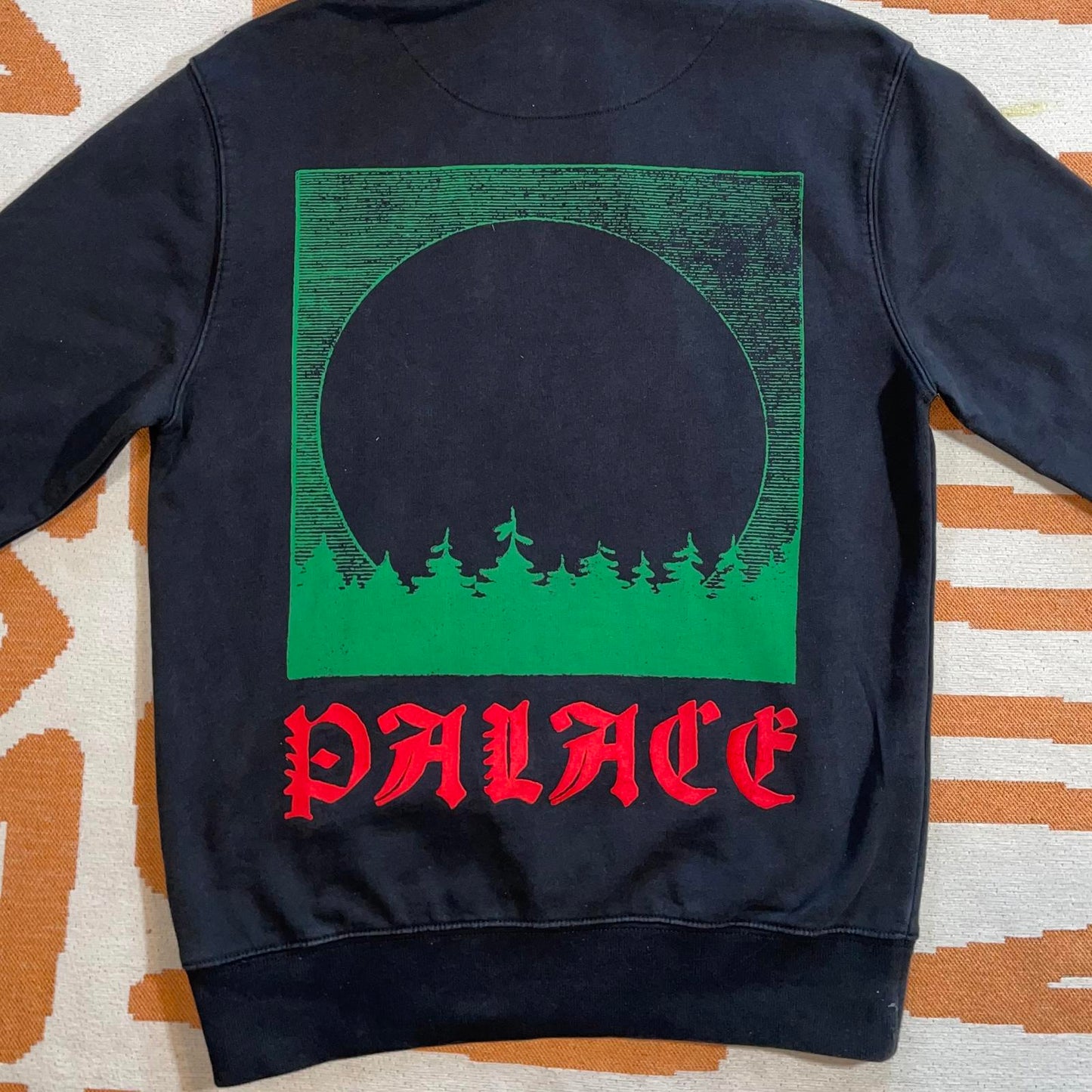 Palace ‘19 Graphic Moon Tree Black Hoodie S