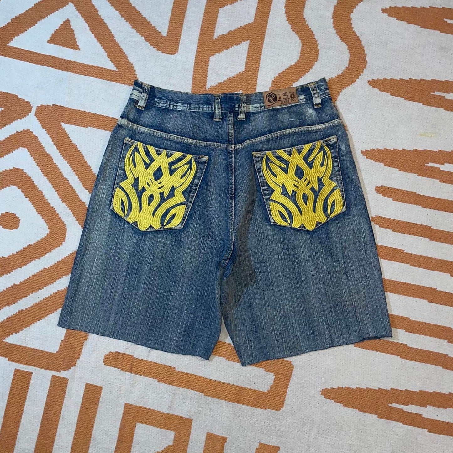 Risk 00s Embroidered Baggy Jorts 36x10
