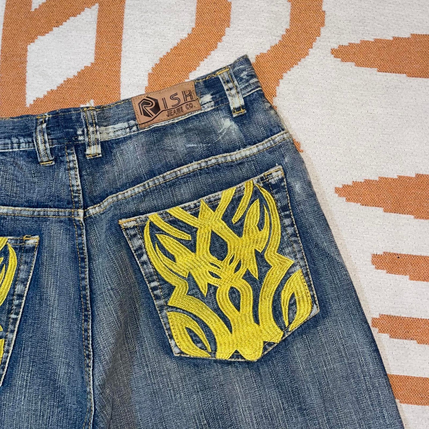 Risk 00s Embroidered Baggy Jorts 36x10