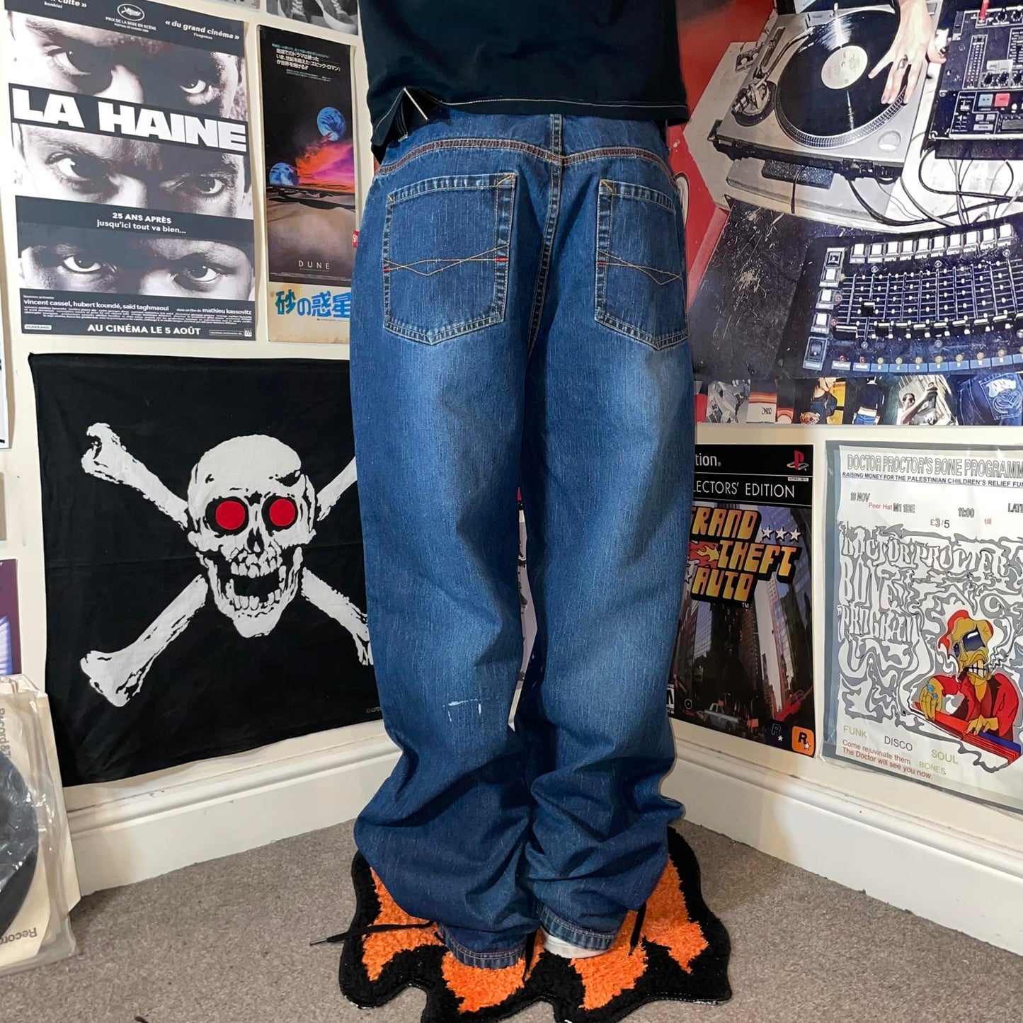 Johnny Blaze 90s Baggy Embroidered Jeans 36x34