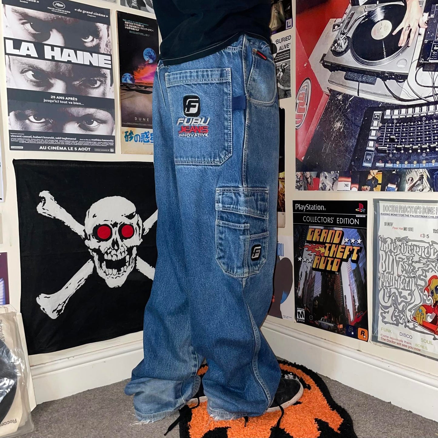 FUBU 90s Baggy Embroidered Jeans 42x34