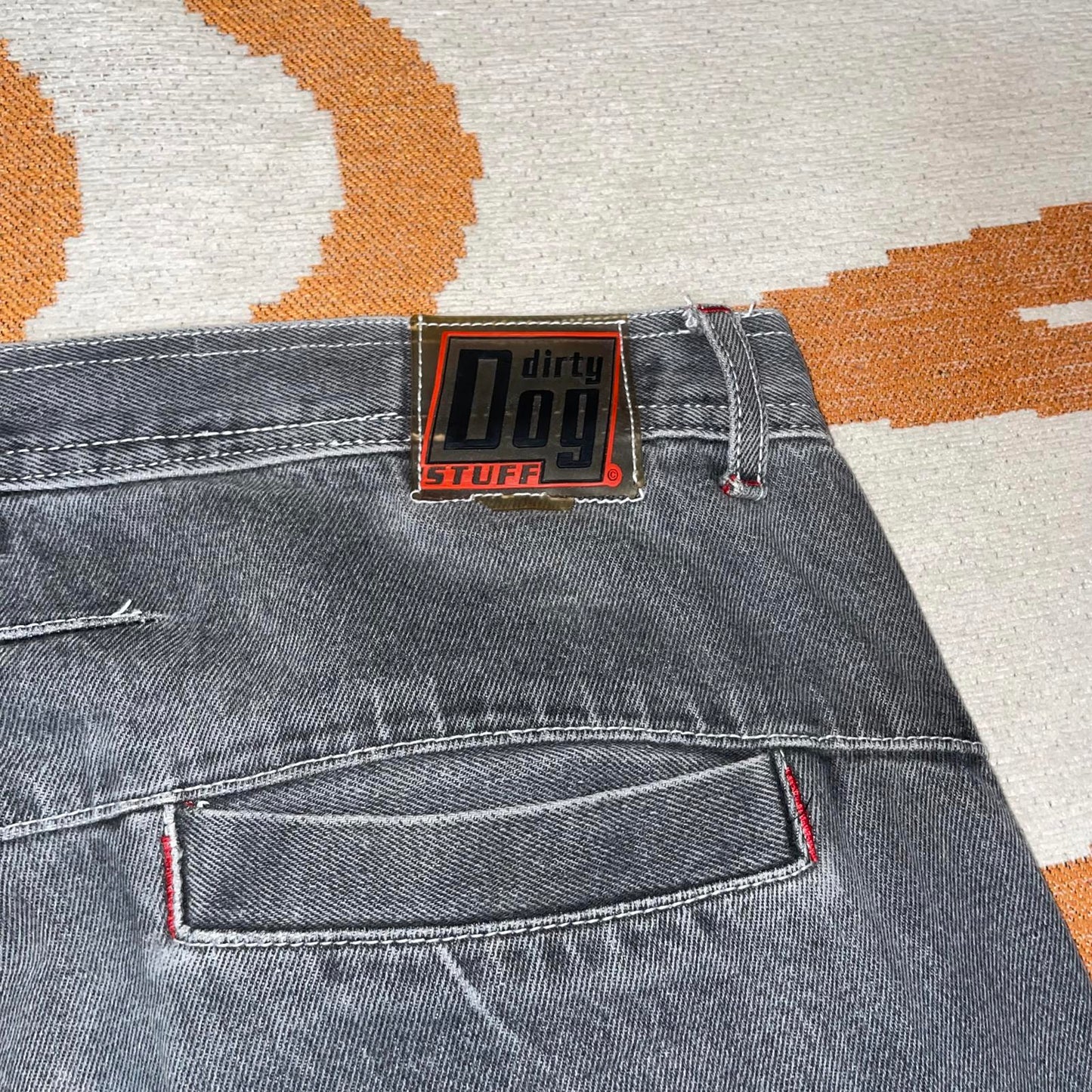 Dirty Dog 90s Embroidered Grey Baggy Cargo Jeans 38x30