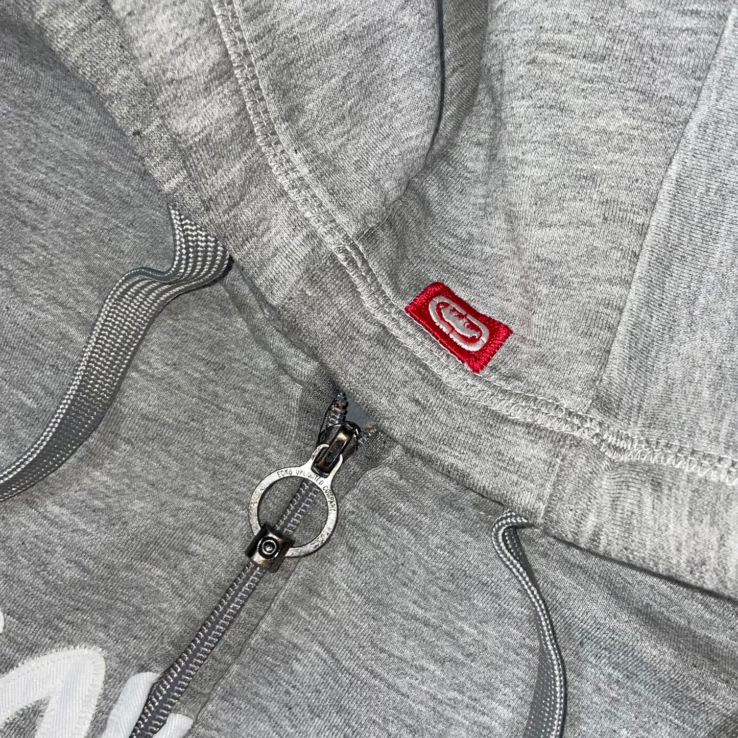 Ecko Unltd. 90s Graffiti Embroidered Grey Zip Hoodie M