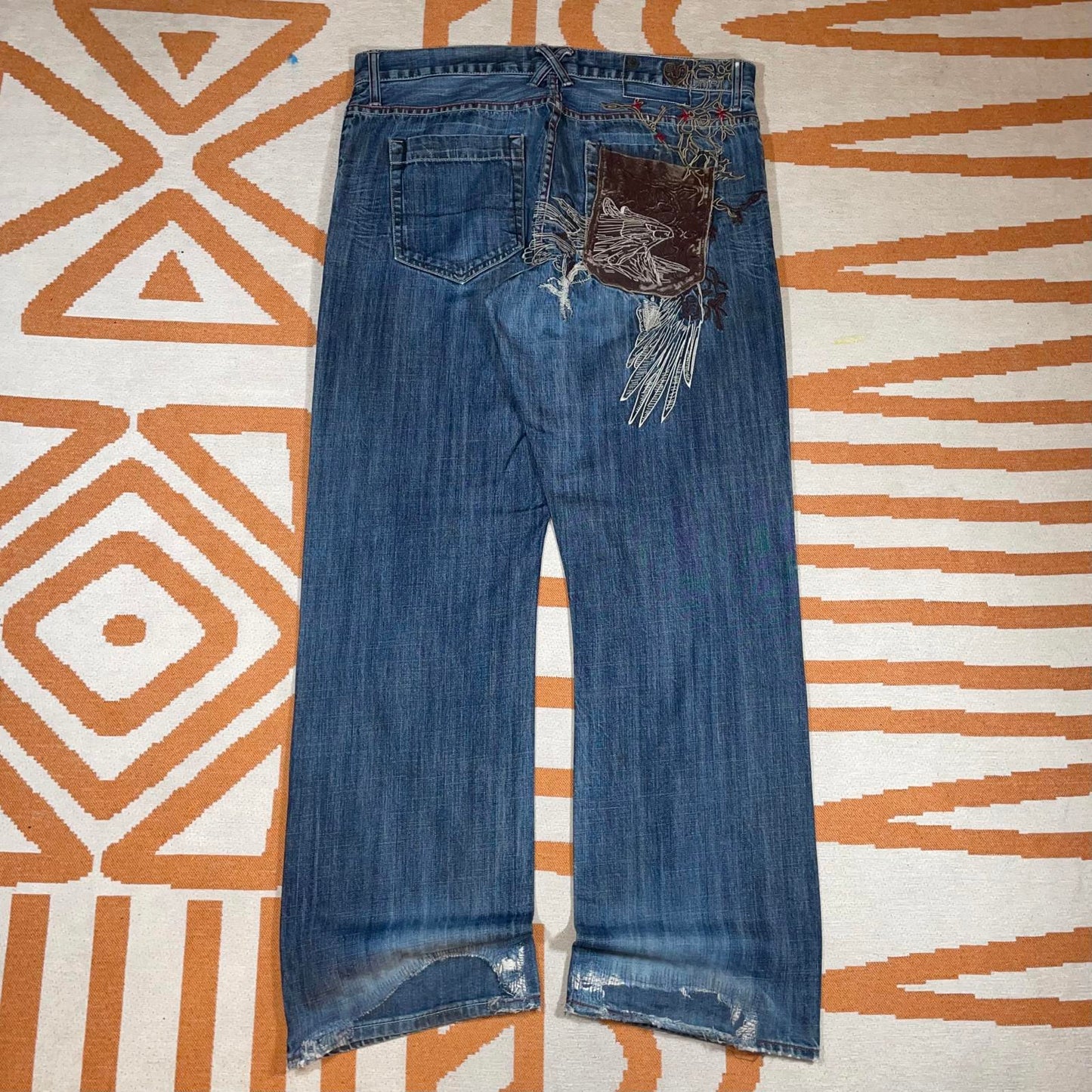 Artful Dodger 00s Embroidered Falcon Baggy Blue Jeans 38x34