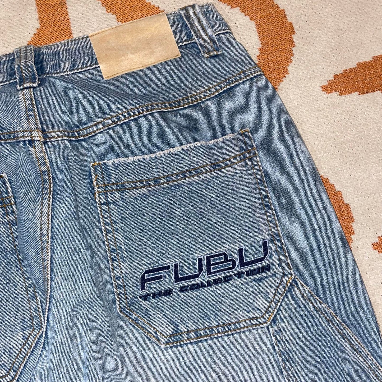 Fubu 90s Embroidered Baggy Jeans 30x32