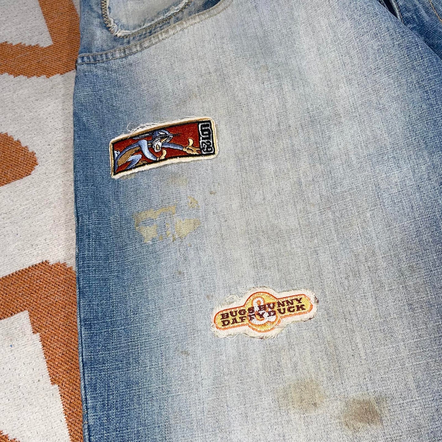 Lot 29 90s Embroidered Bugs Bunny Blue Denim Jeans 36x32