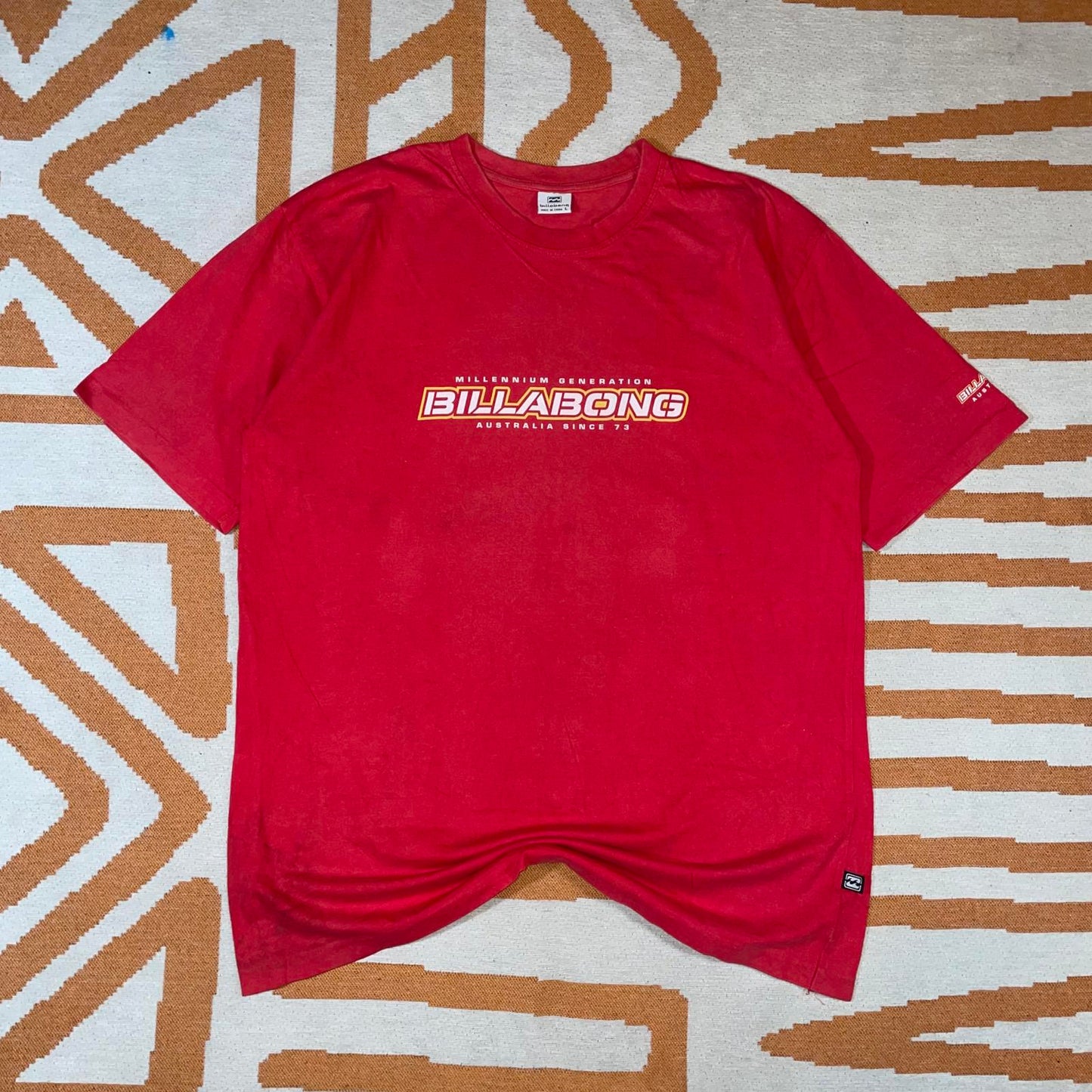 Billabong 90s Millennium Graphic T-Shirt L