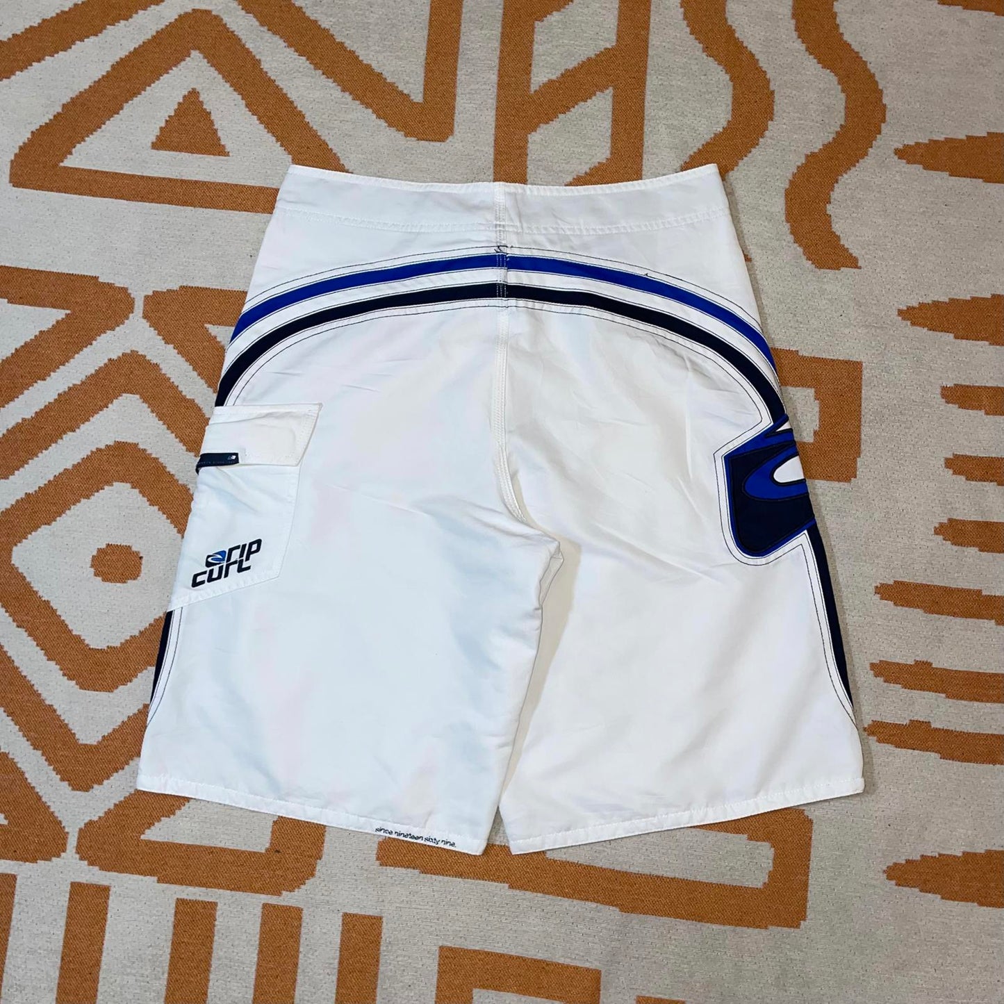 Rip Curl 00s Embroidered Board Shorts L