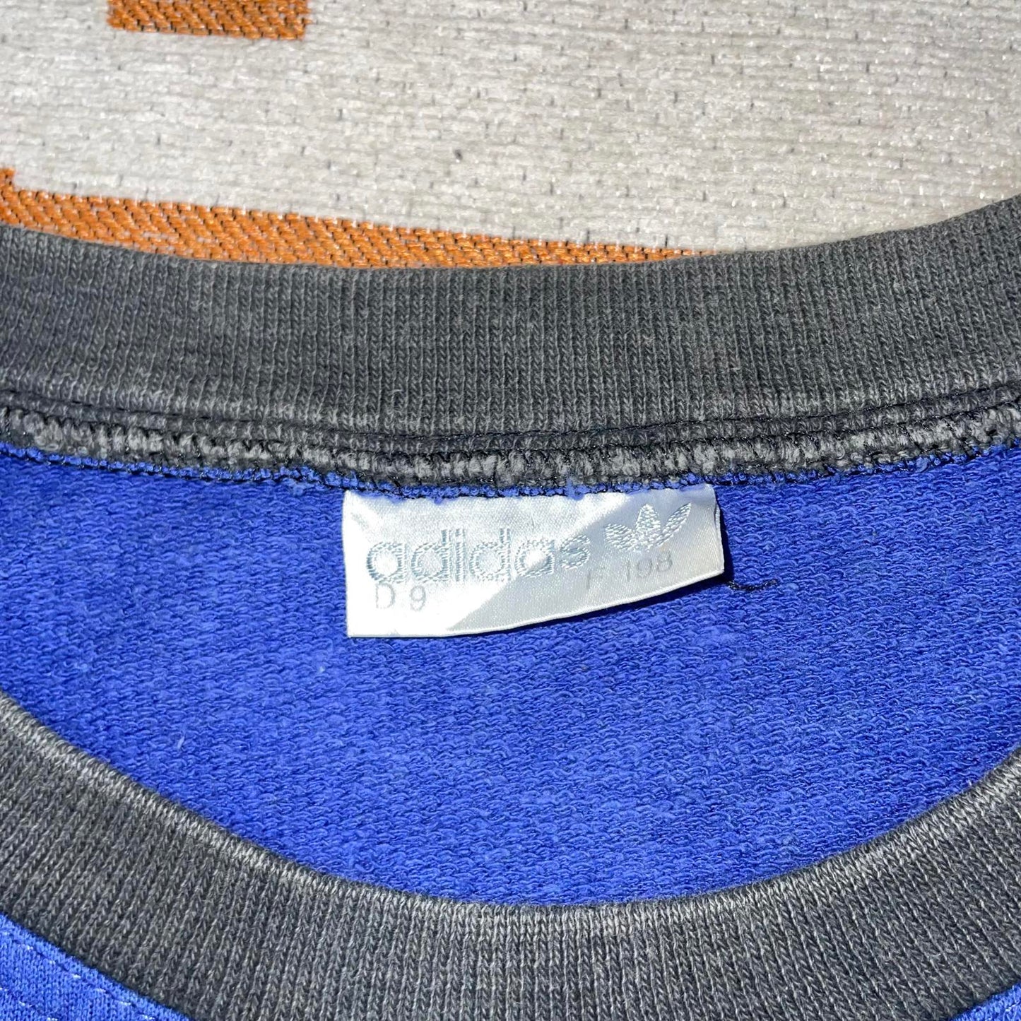 Adidas ‘92 Olympic Sport Print Blue Sweatshirt XXL.