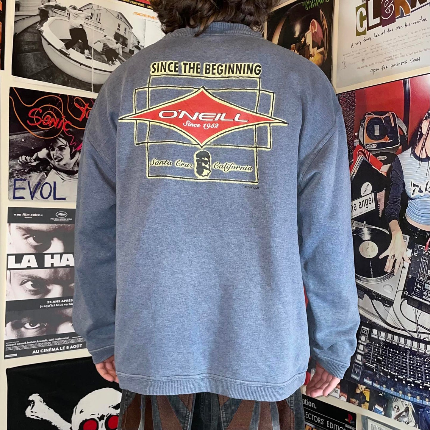 O’Neill 90s Surf Art Graphic Sweatshirt M