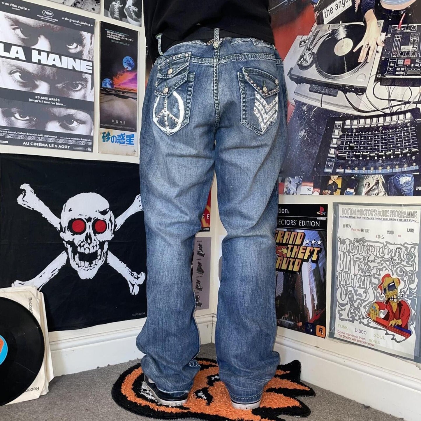 Coogi 00s Studded/Printed Loose Denim Jeans 38x33/16